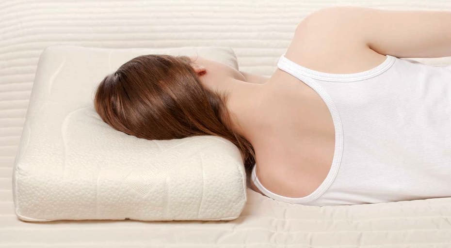 Из чего выбрать хорошую подушку для сна: рейтинг самых лучших фирм и производителей качественных и ортопедических изделий — Товарика